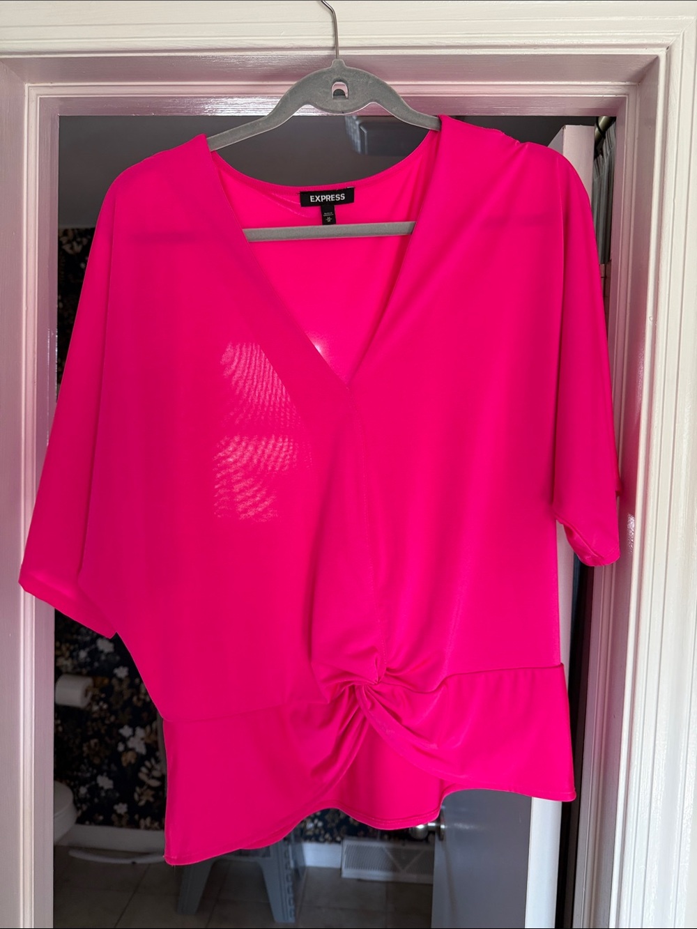Express Women's Bright Fuchsia Twist-Front V-Neck Blouse